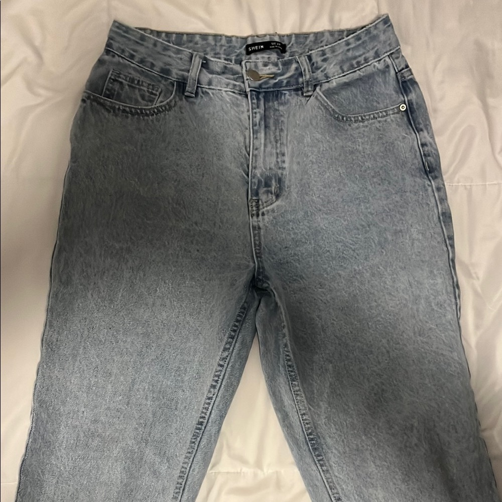 SHEIN Blue Straight Leg Jeans Vintage-Inspired High-Rise